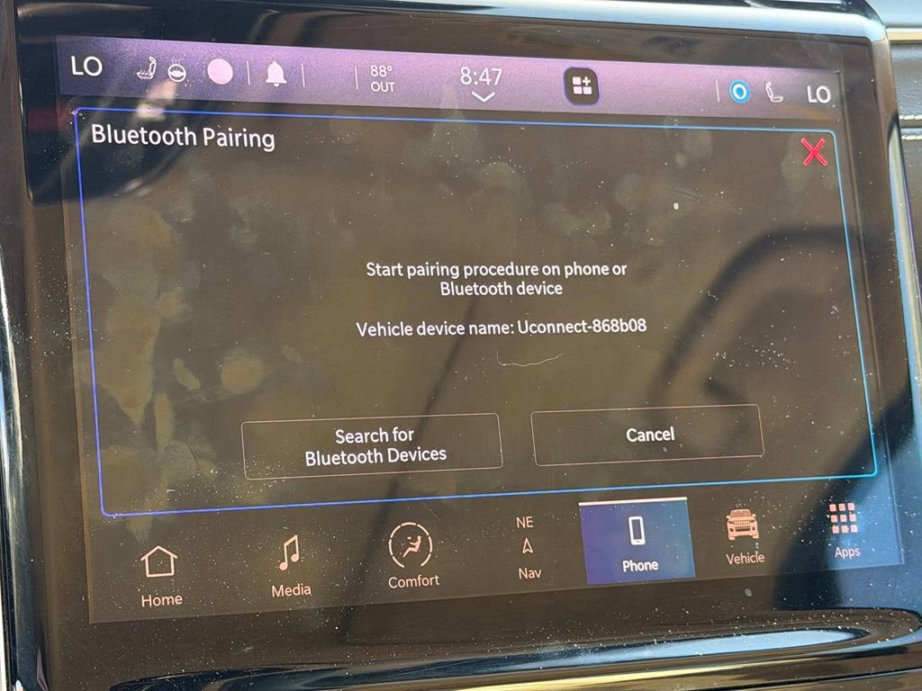 Used 2021 Jeep Grand Cherokee L Limited AWD/4WD image 24
