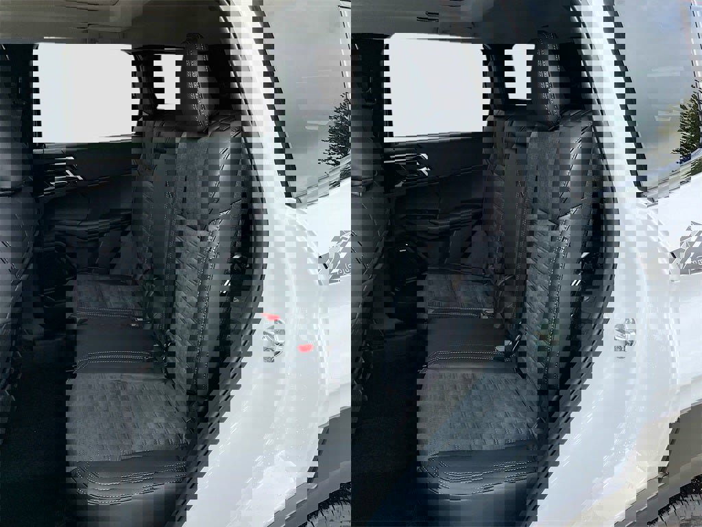 New 2025 Mitsubishi Outlander Trail Edition image 26