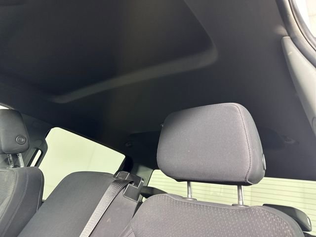 Used 2022 Chevrolet Silverado 2500 Custom w/ Custom Value Package image 12