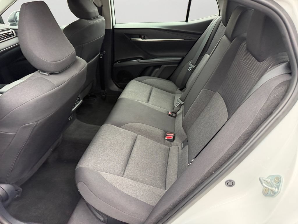 Used 2025 Toyota Camry LE FWD image 15
