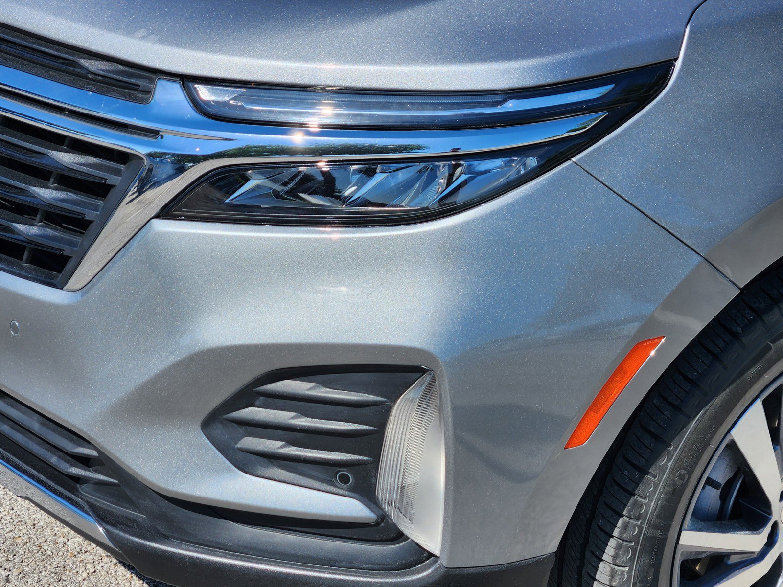 Used 2023 Chevrolet Equinox LT FWD image 26