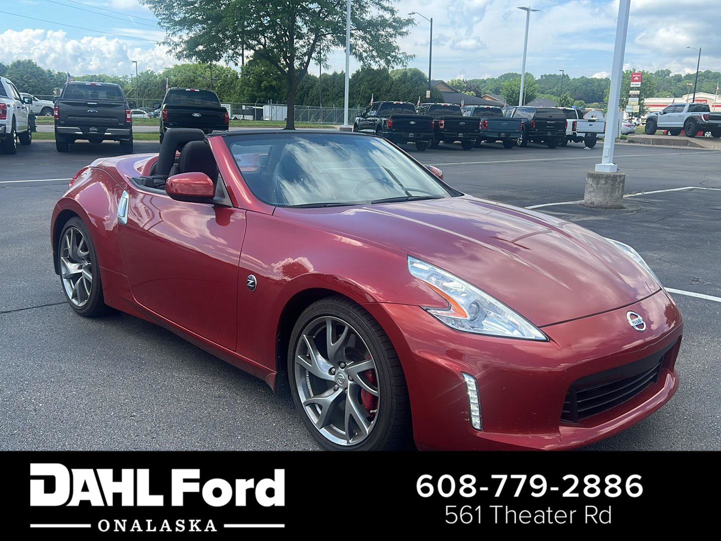 Used 2015 Nissan 370Z Touring Sport RWD image 1