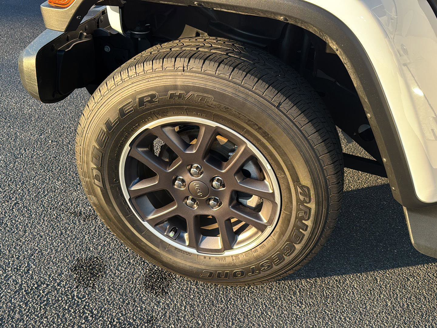 Used 2022 Jeep Gladiator Overland w/ Popular Equipment Package image 29