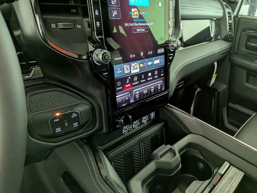 New 2026 RAM 2500 Limited AWD/4WD image 23