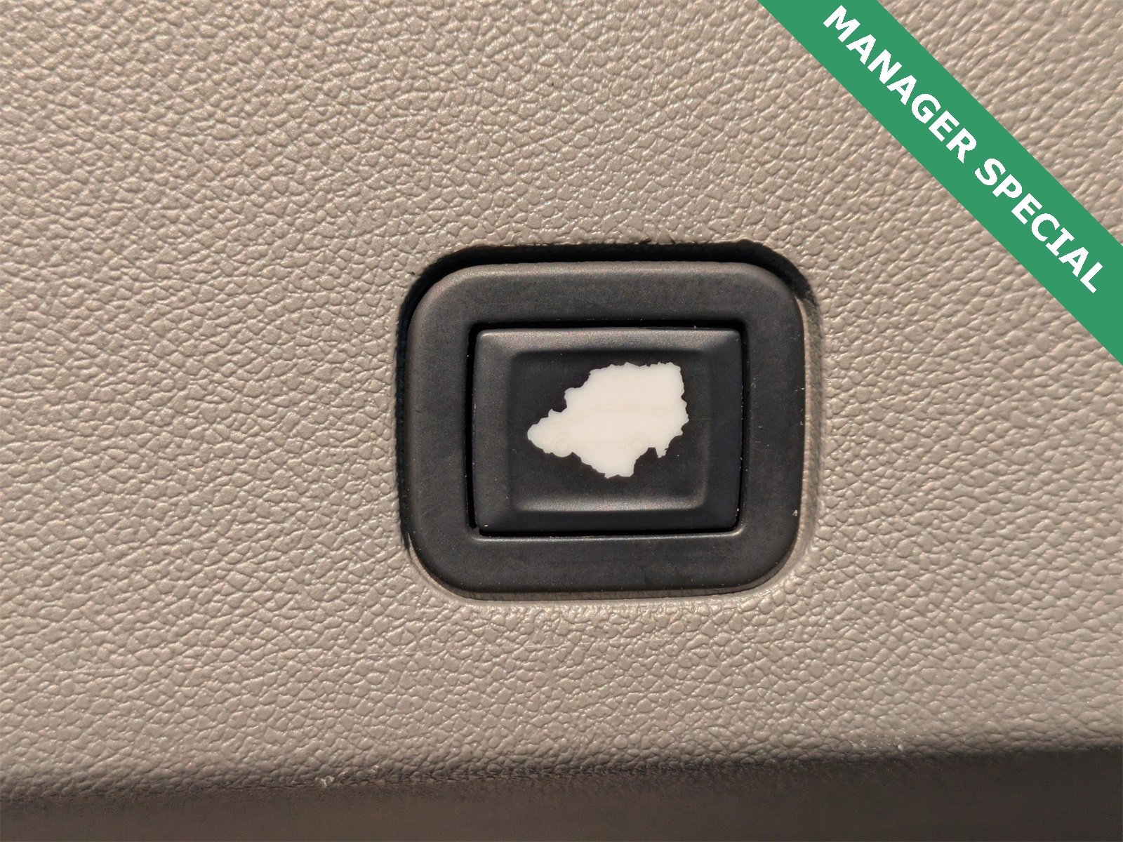 Used 2022 Cadillac XT6 Premium Luxury w/ Technology Package image 15