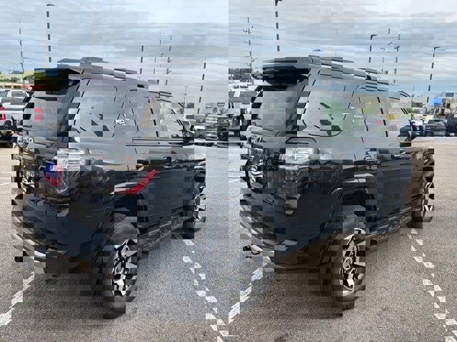 Used 2024 Toyota 4Runner TRD Off-Road image 6