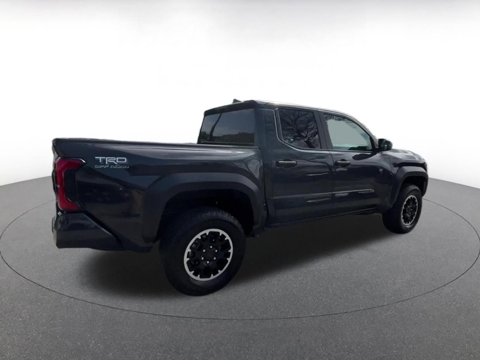 Used 2025 Toyota Tacoma TRD Off-Road image 15