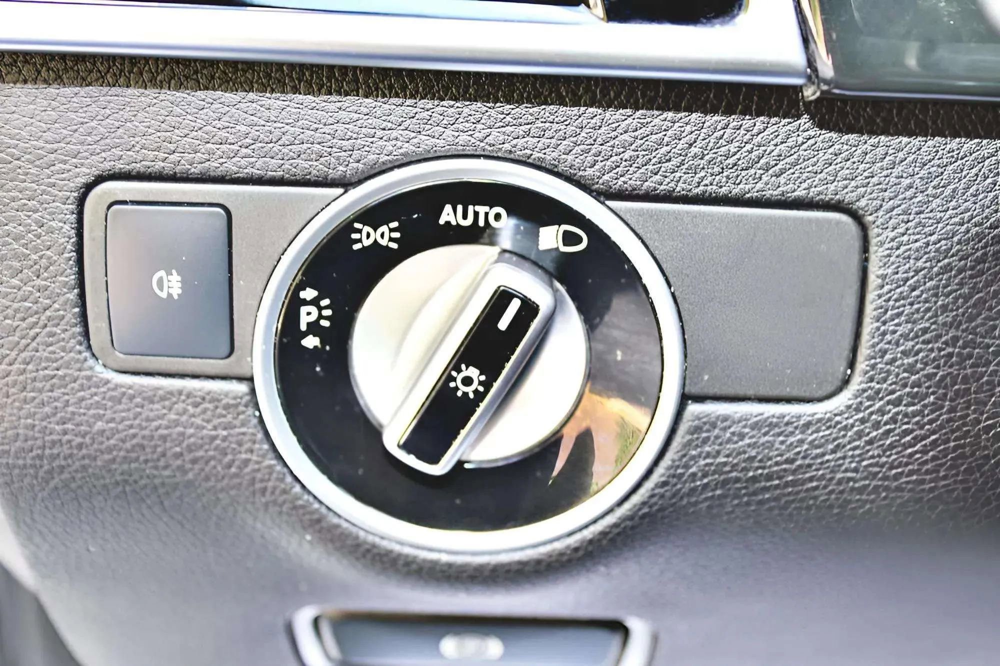 Used 2019 Mercedes-Benz GLS 450 4MATIC image 16
