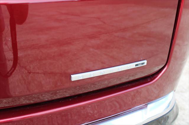 Certified 2024 Jeep Wagoneer Series II w/ Flexible Seating Group image 15