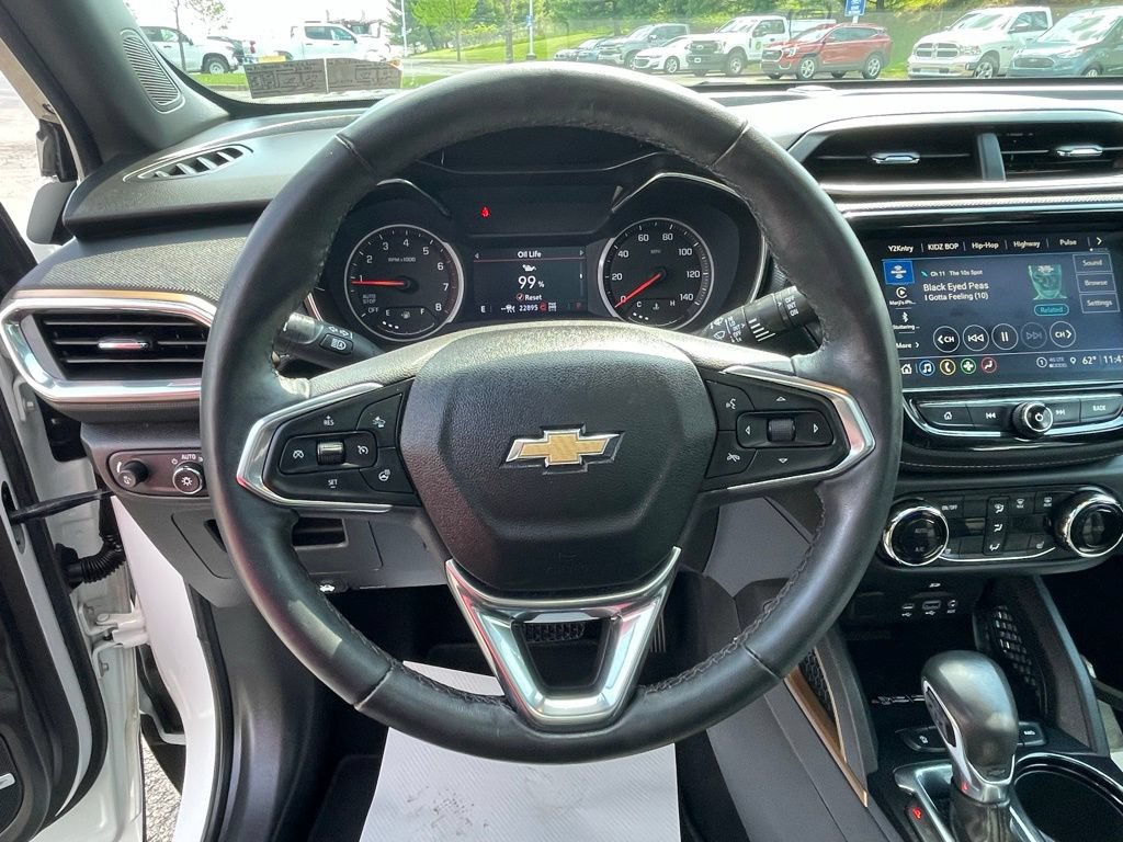 Used 2023 Chevrolet TrailBlazer ACTIV w/ Sun and Liftgate Package AWD/4WD image 32