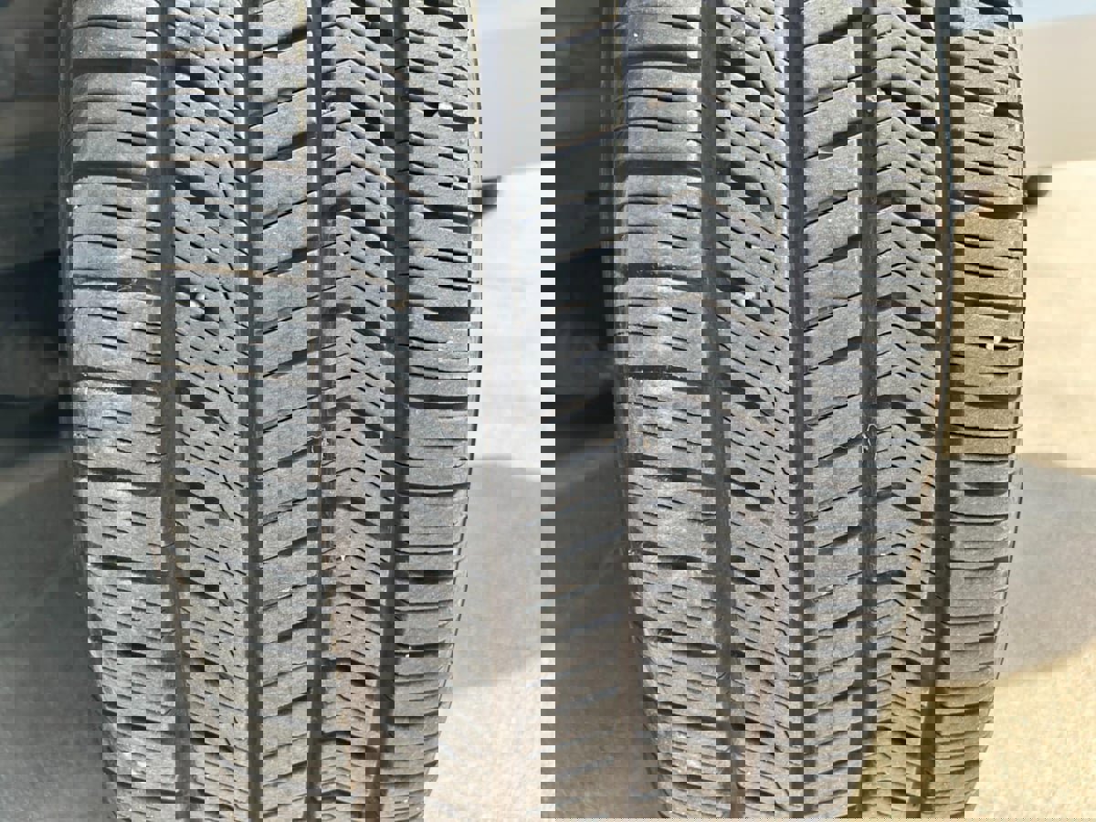 Used 2014 Mercedes-Benz GL 550 4MATIC image 9