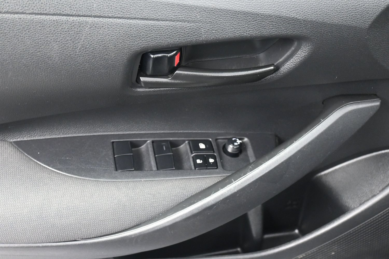 Used 2023 Toyota Corolla LE FWD image 16