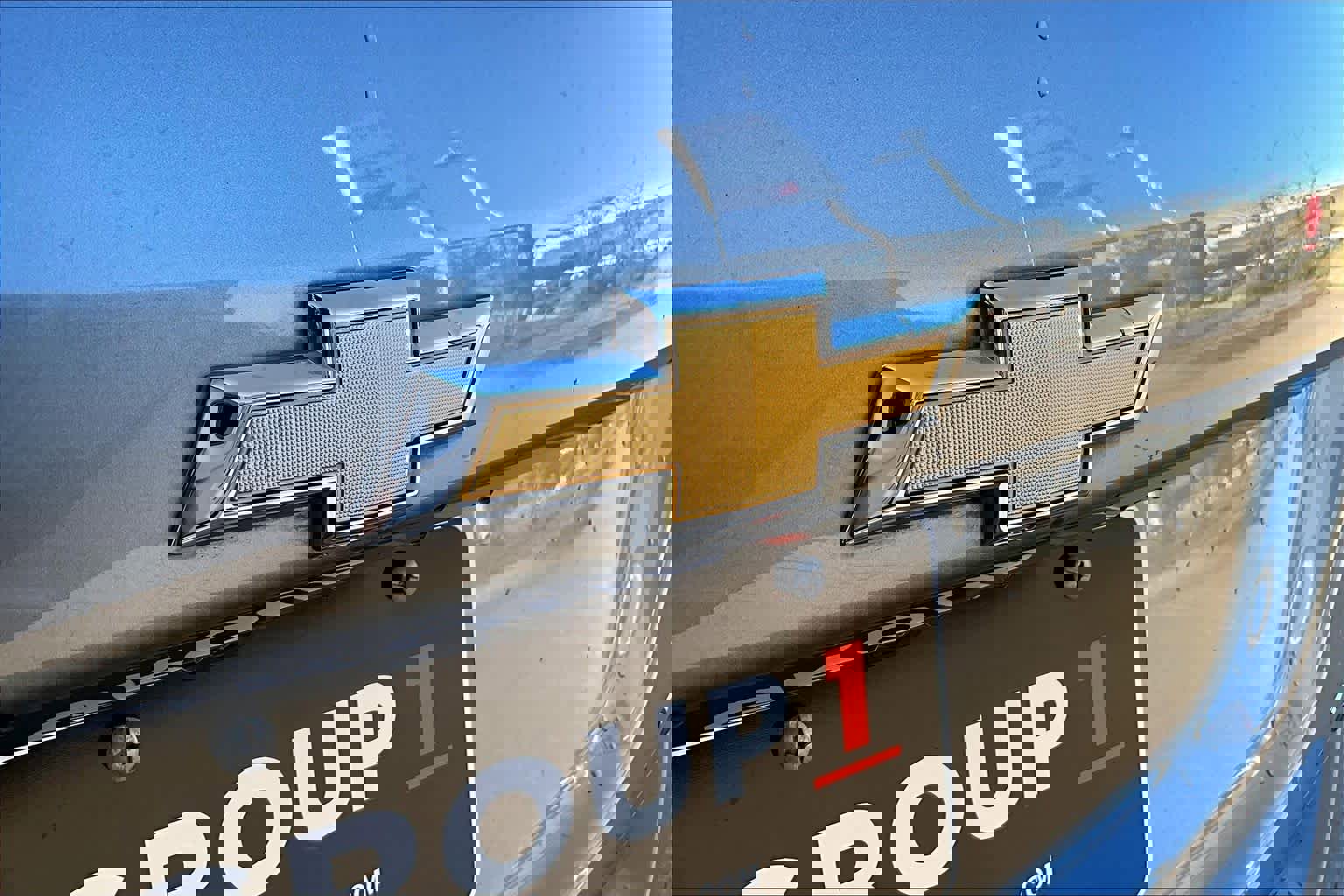 Used 2023 Chevrolet Equinox LT image 28