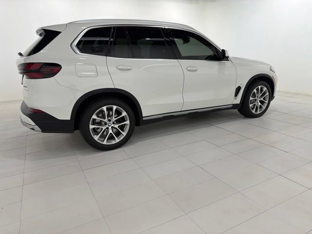 Certified 2024 BMW X5 xDrive40i AWD/4WD image 6