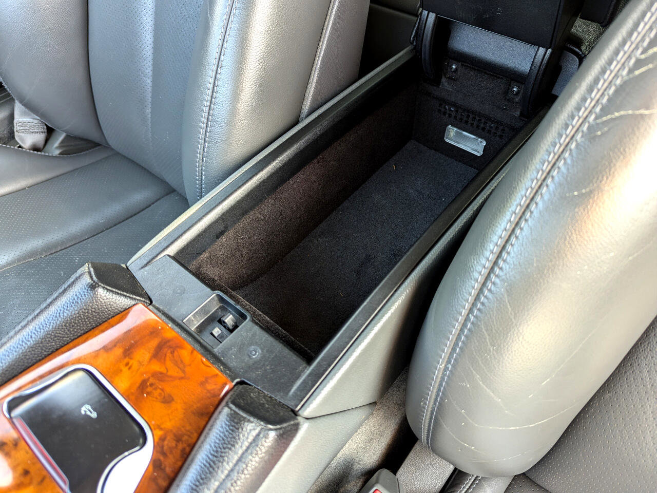 Used 2005 Mercedes-Benz SL 500 image 31