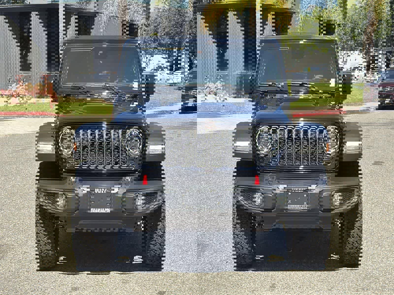Used 2024 Jeep Wrangler Unlimited Rubicon w/ Technology Group image 2