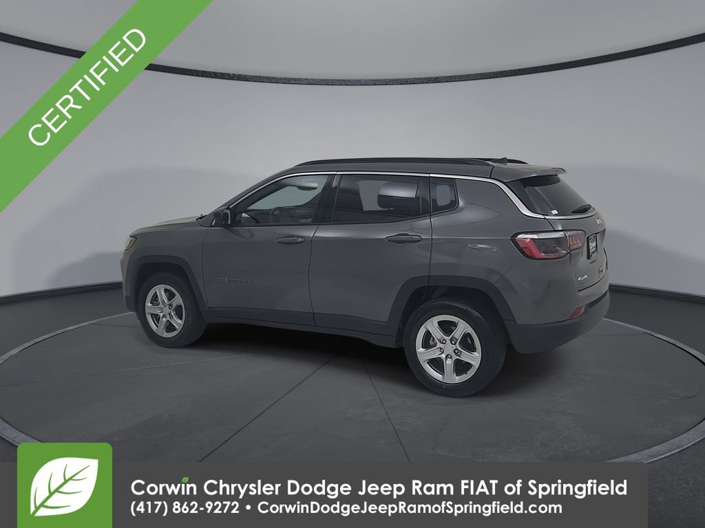 Certified 2024 Jeep Compass Latitude image 10