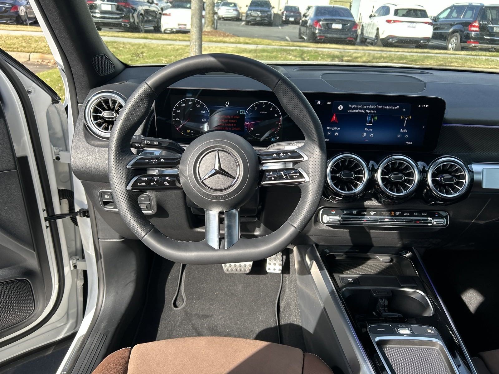 New 2025 Mercedes-Benz GLB 250 4MATIC image 22