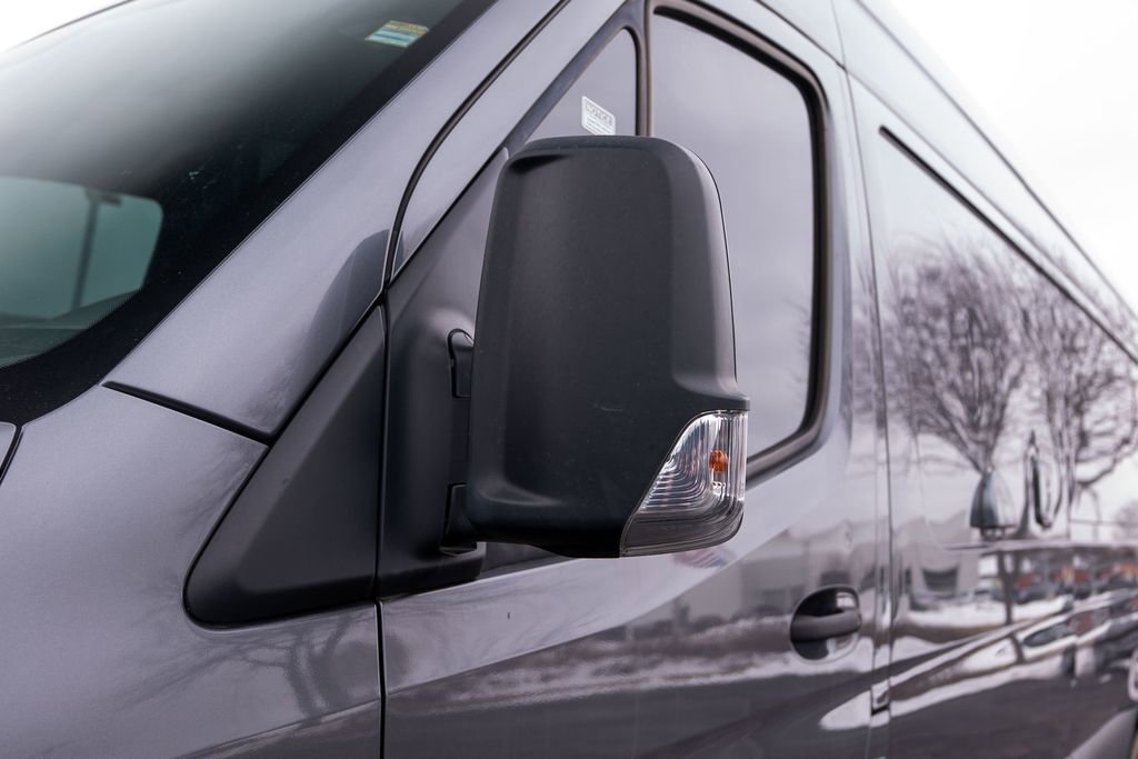 Used 2022 Mercedes-Benz Sprinter 4500 image 9