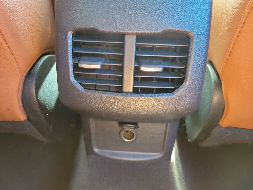 Used 2019 Ford Fusion Titanium image 17