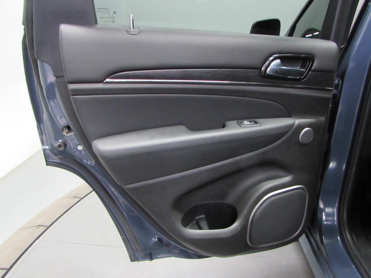 Used 2020 Jeep Grand Cherokee High Altitude AWD/4WD image 14