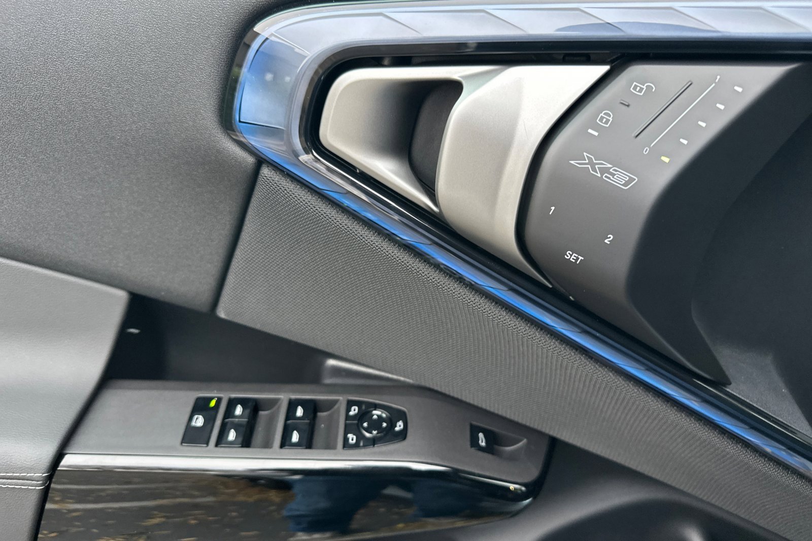 New 2026 BMW X3 xDrive30 w/ Premium Package image 8