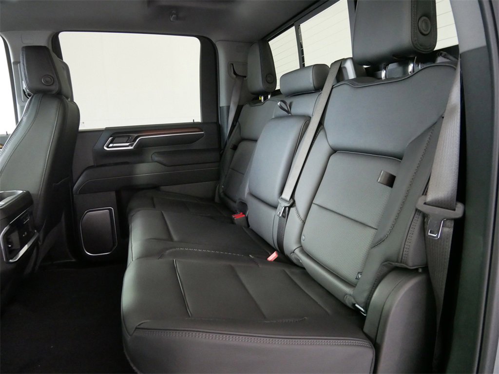 New 2026 GMC Sierra 3500 Denali w/ Denali Reserve Package image 13