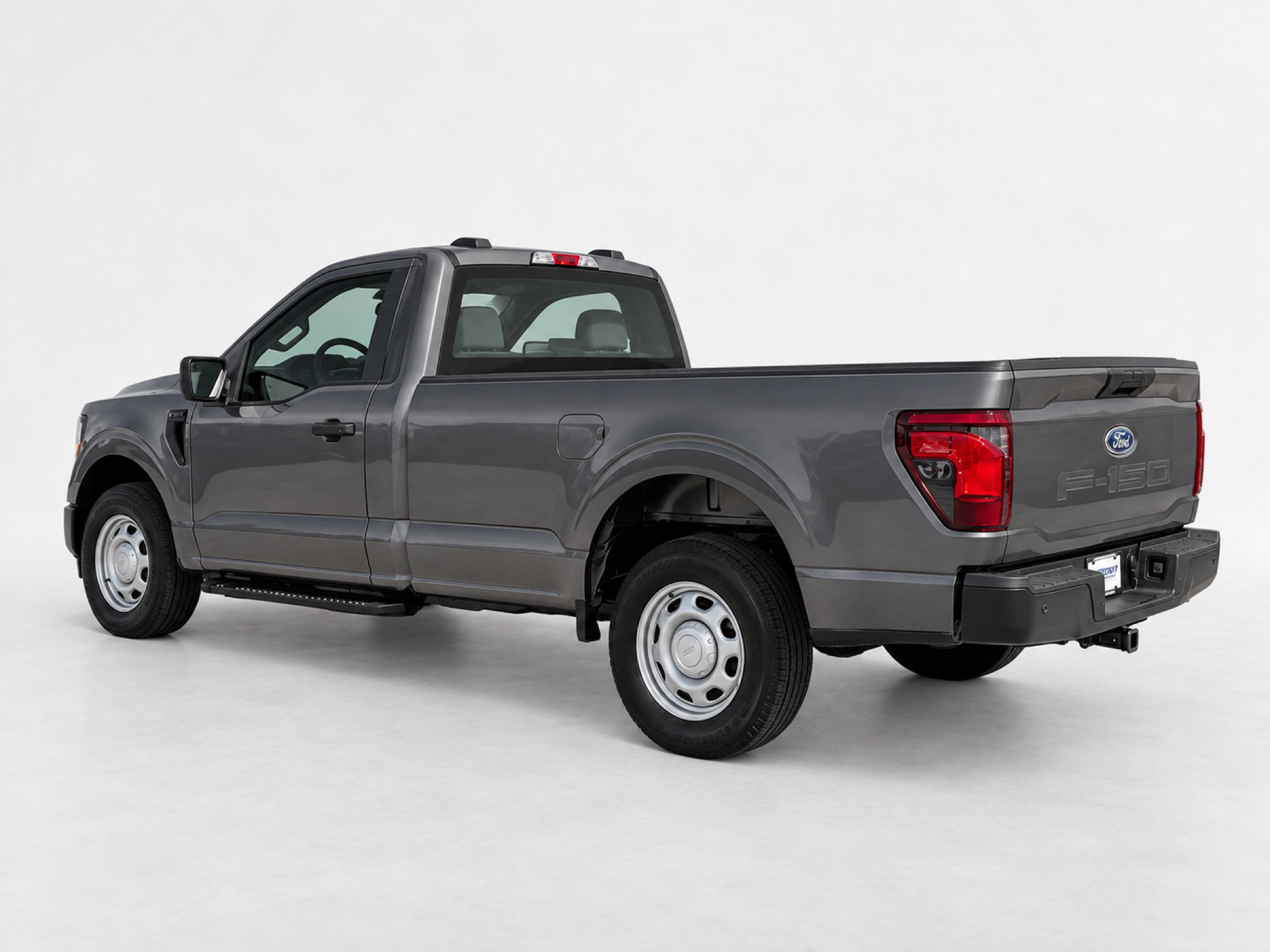 Used 2025 Ford F150 XL RWD image 3