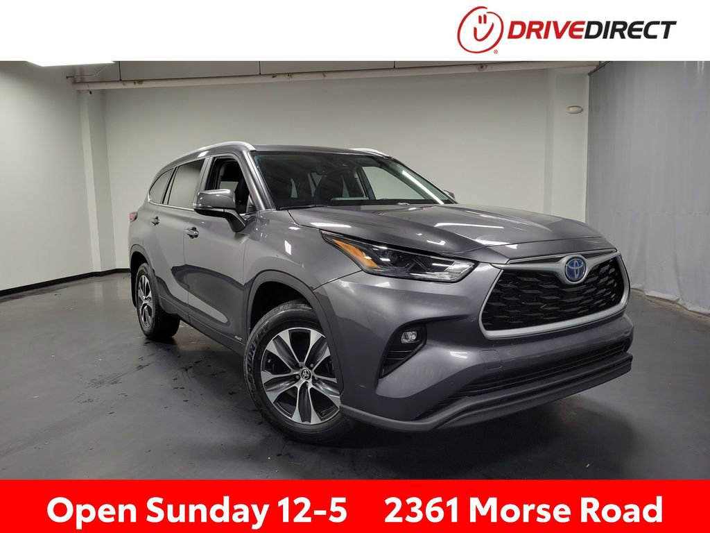 Used 2023 Toyota Highlander XLE