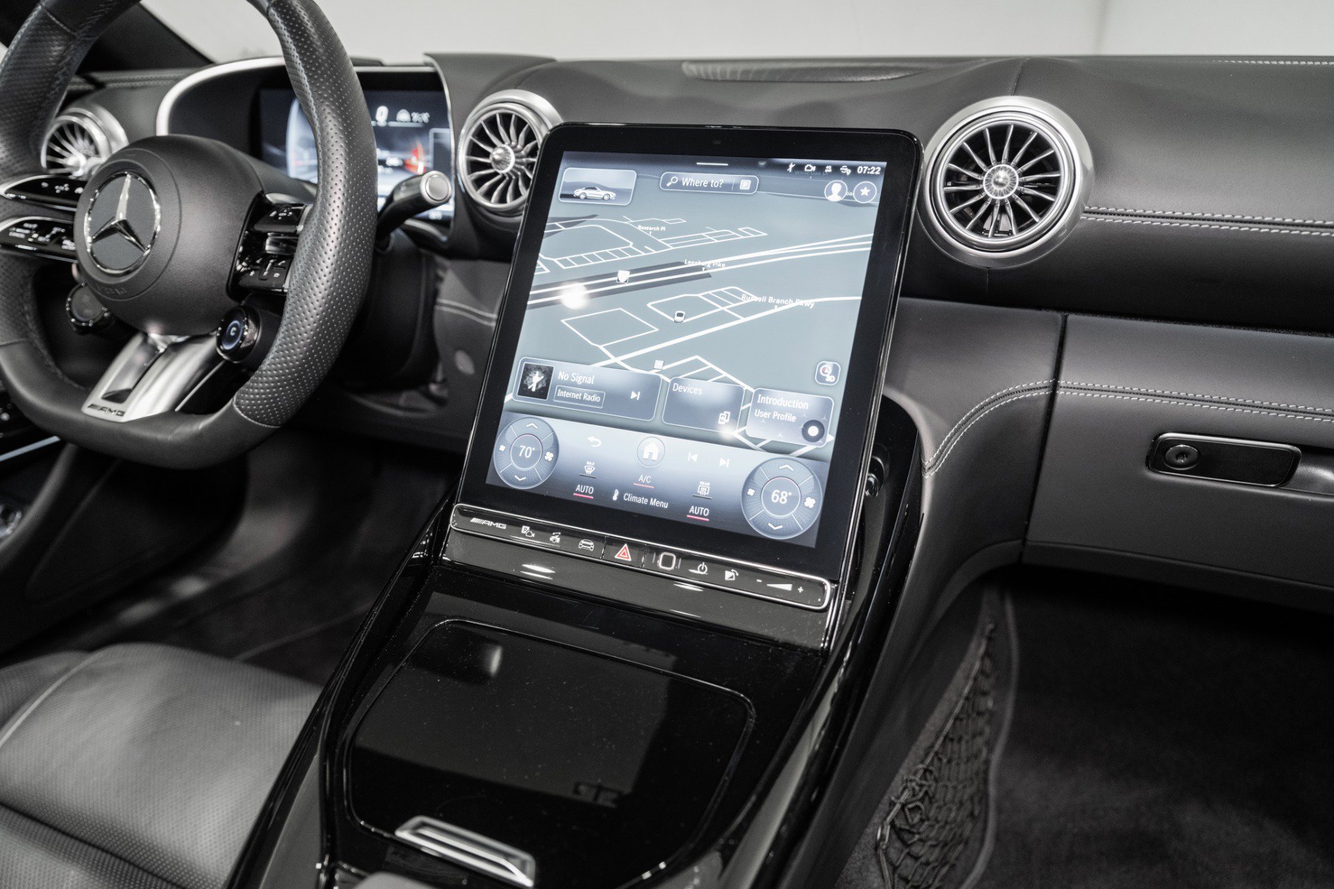 Used 2023 Mercedes-Benz SL 63 AMG 4MATIC image 31