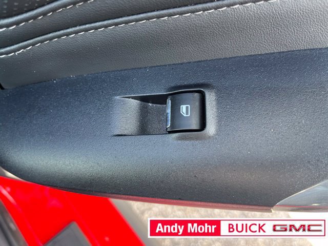 Used 2025 Ford Mustang Premium RWD image 32