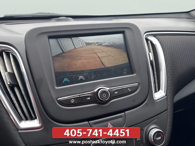 Used 2018 Chevrolet Malibu LT FWD image 26