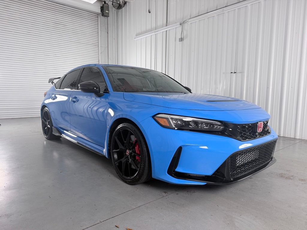 Used 2026 Honda Civic Type R image 3