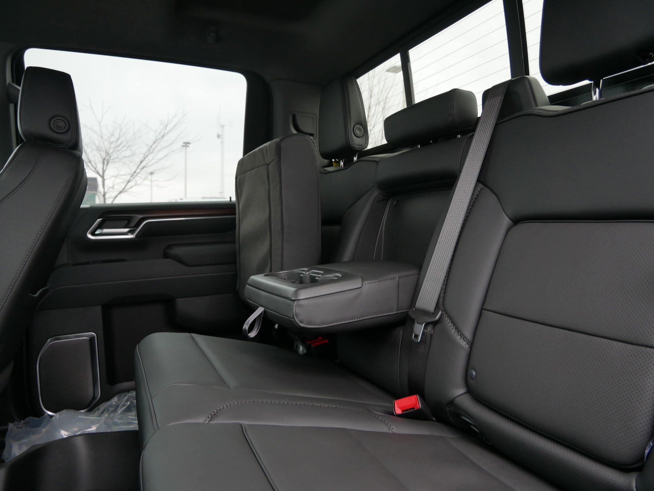 New 2026 GMC Sierra 3500 Denali w/ Denali Reserve Package AWD/4WD image 5