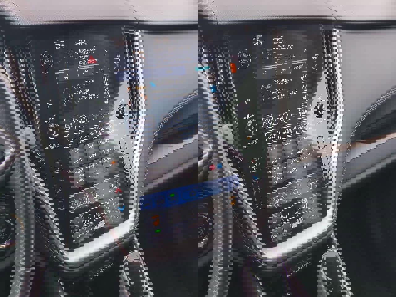 Used 2023 Subaru Outback Premium image 28