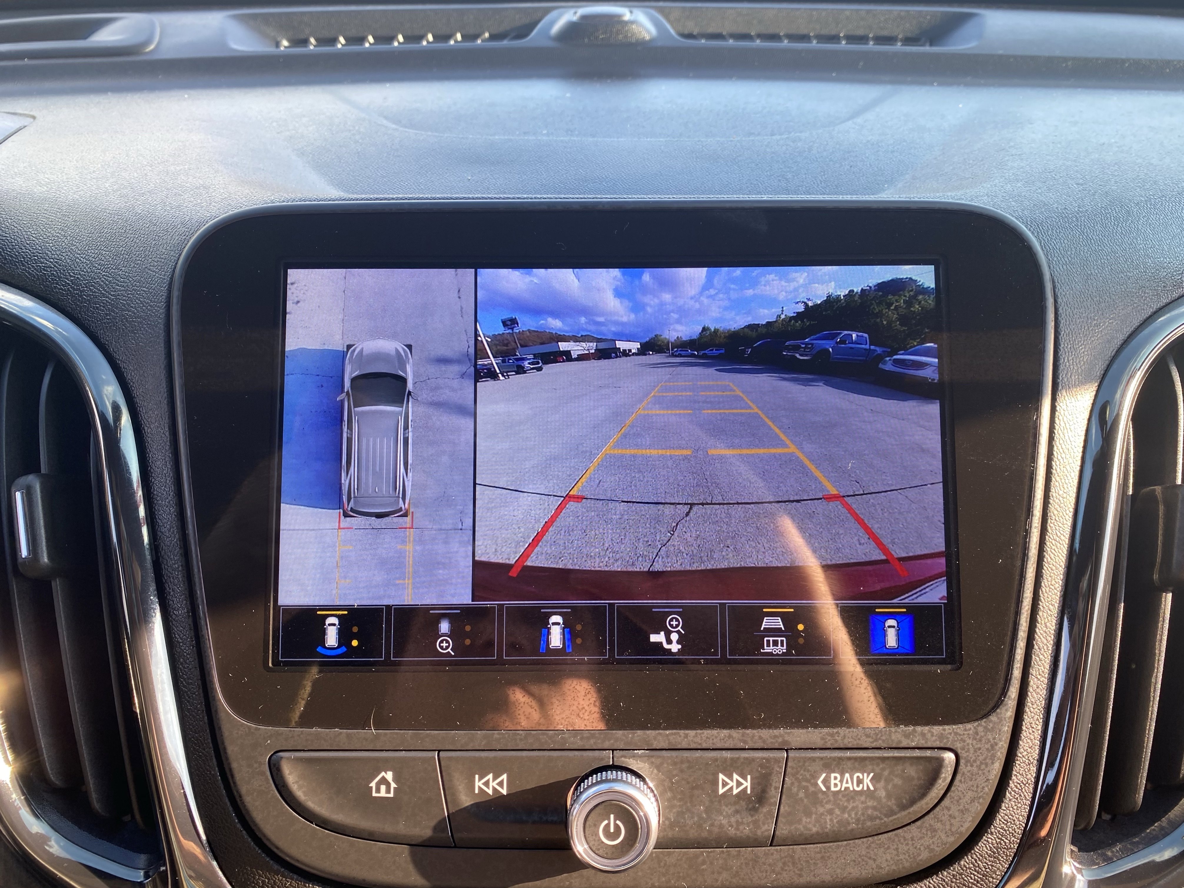 Used 2024 Chevrolet Equinox RS image 17