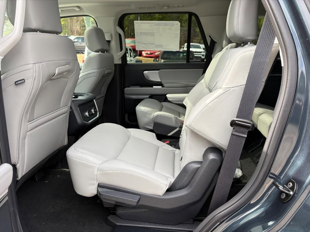 New 2026 Ford Expedition Active AWD/4WD image 17