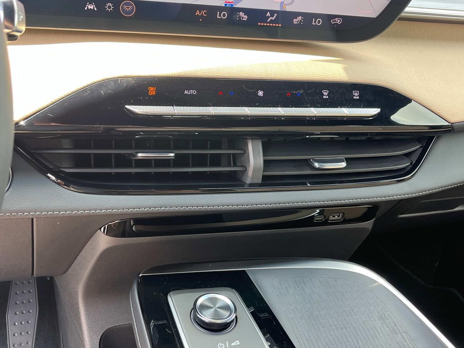 New 2026 Buick Enclave Preferred w/ Power Package AWD/4WD image 30
