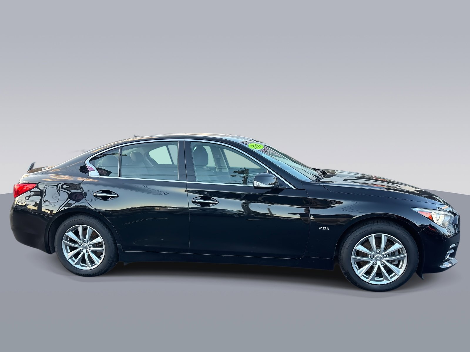 Used 2017 INFINITI Q50 Premium w/ 2.0T Premium Plus Package image 2