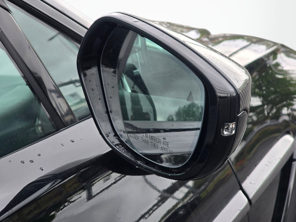 Used 2024 Aston Martin DBX 707 AWD/4WD image 29