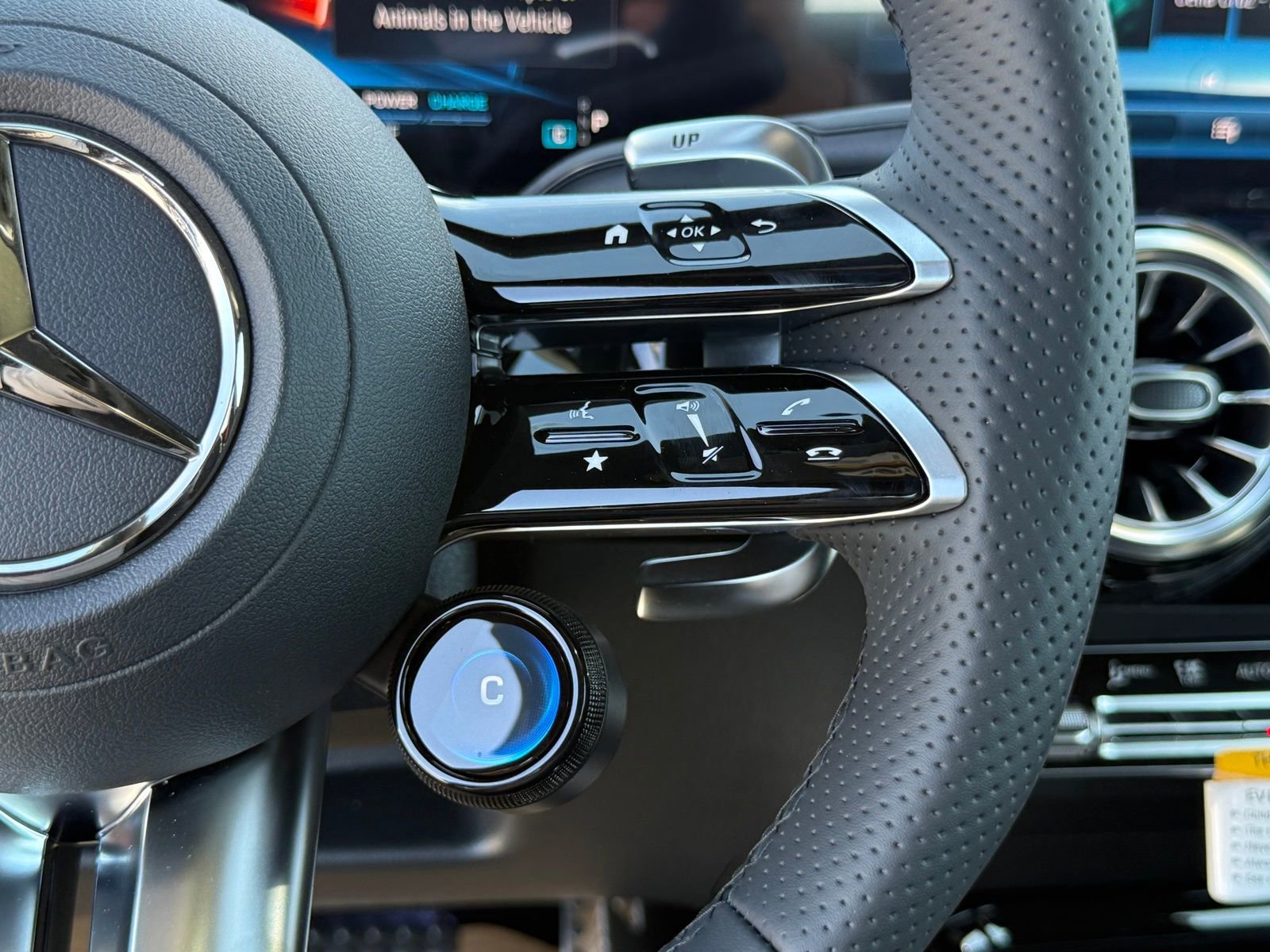 New 2026 Mercedes-Benz GLA 35 AMG 4MATIC image 24