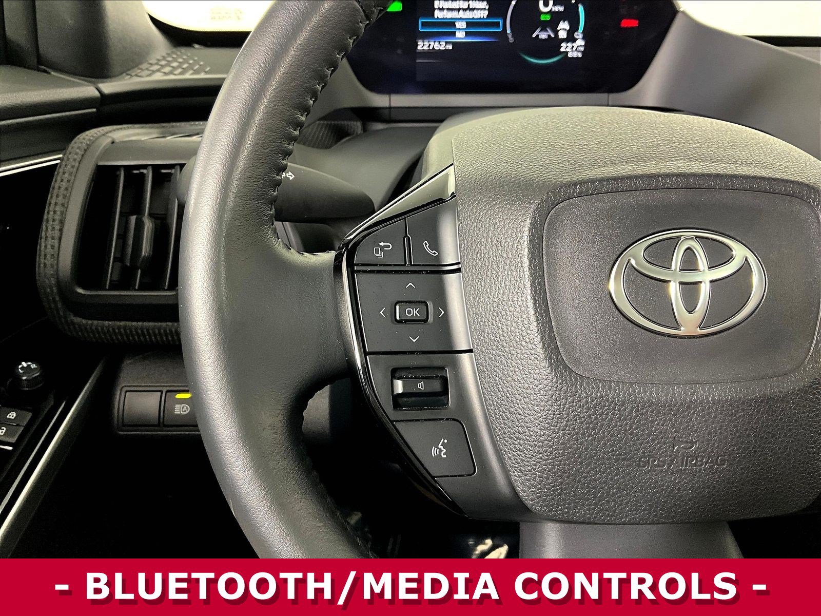 Used 2025 Toyota bZ4X FWD w/ Weather Package image 11
