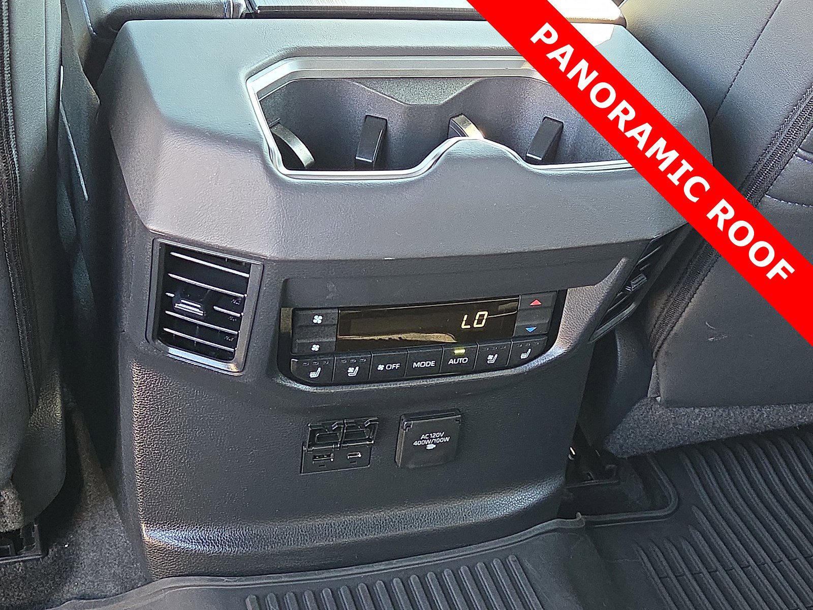 Used 2024 Toyota Sequoia Platinum image 12