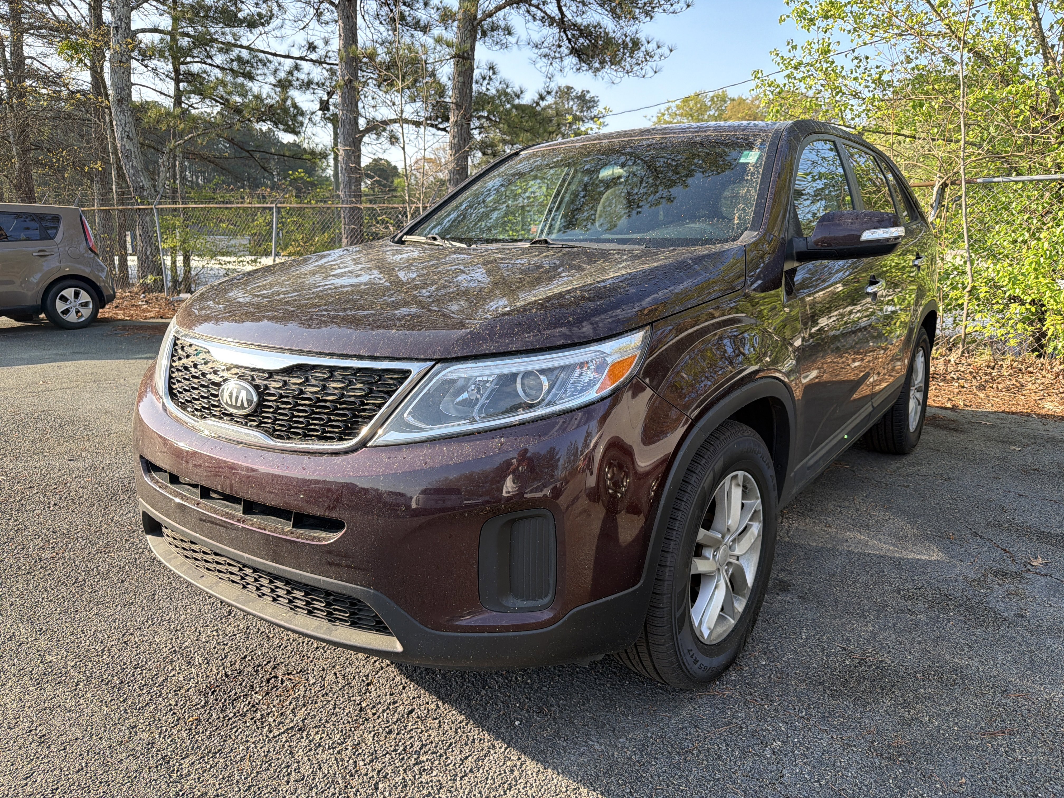Used 2014 Kia Sorento LX image 3