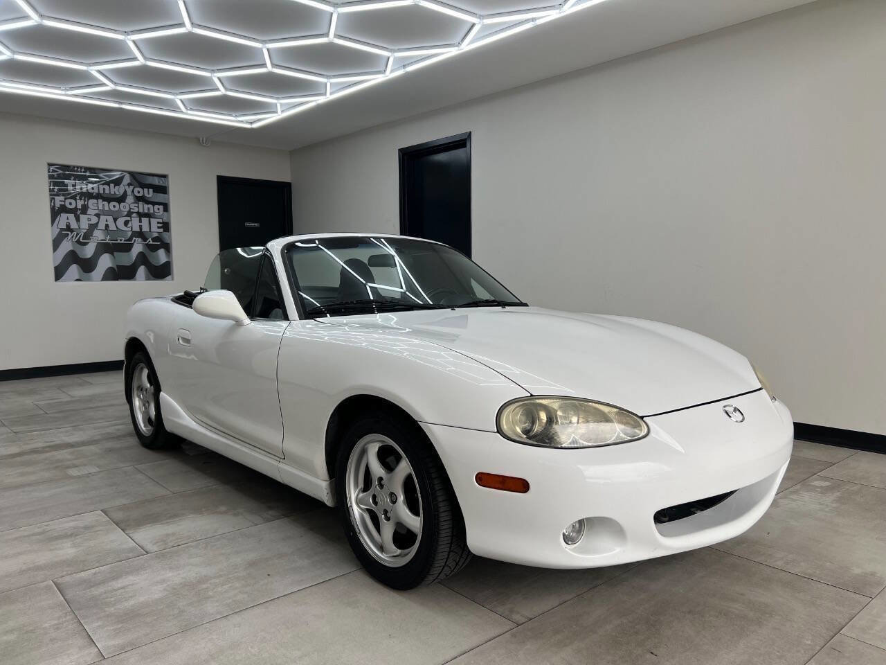 Used 2001 MAZDA MX-5 Miata image 6