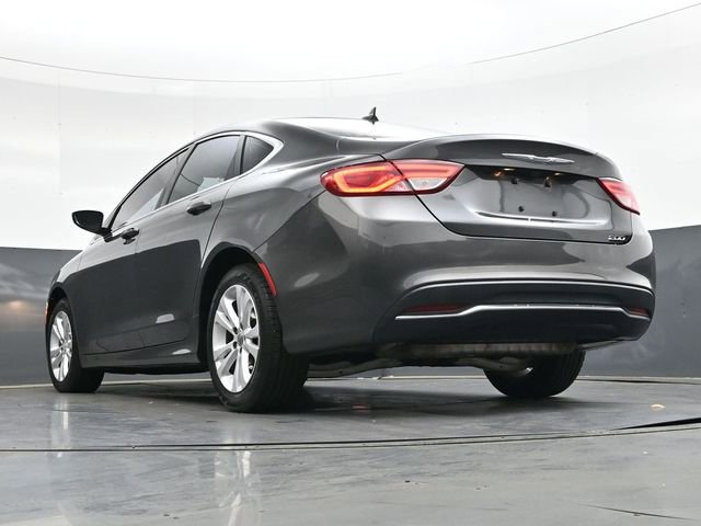 Used 2017 Chrysler 200 Limited Platinum image 32