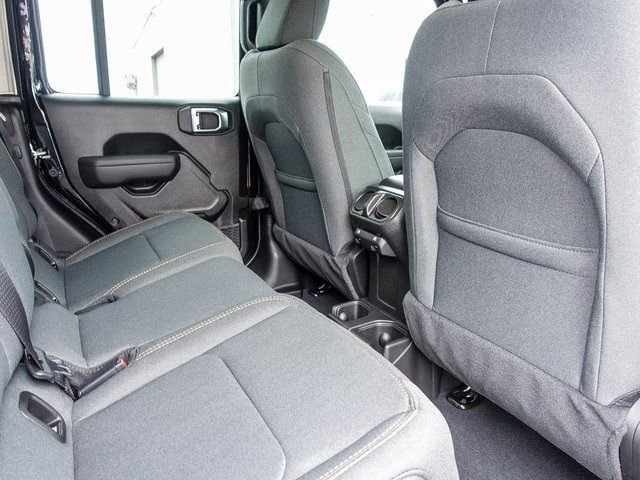 New 2026 Jeep Gladiator Sport AWD/4WD image 8