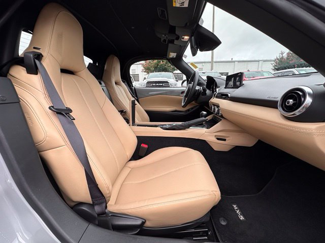 Used 2025 MAZDA MX-5 Miata Grand Touring RWD image 27