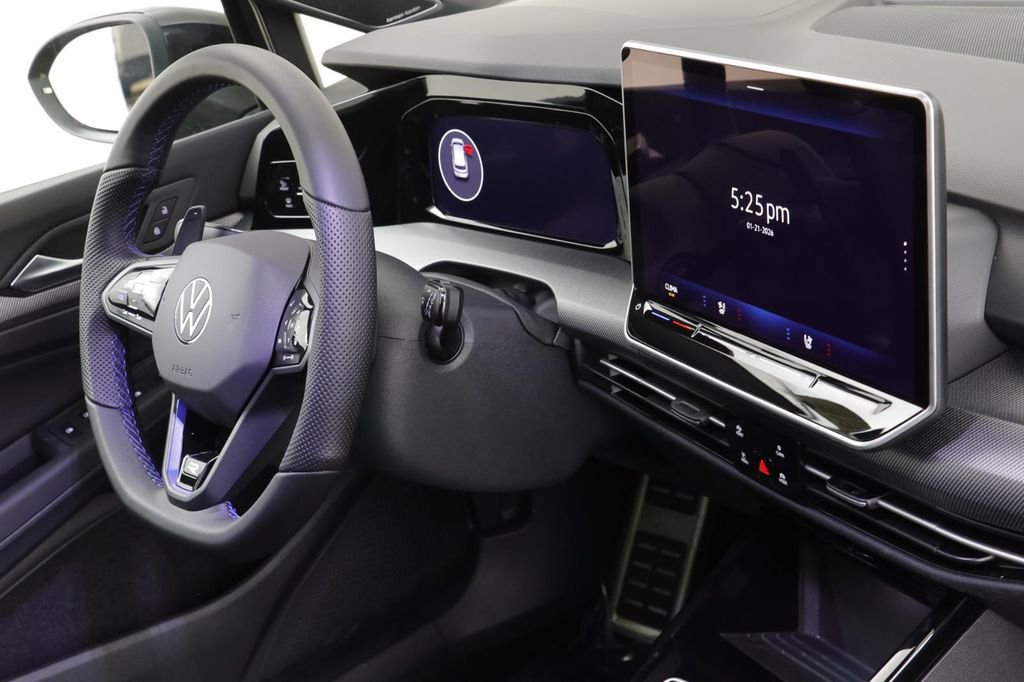New 2026 Volkswagen Golf image 25