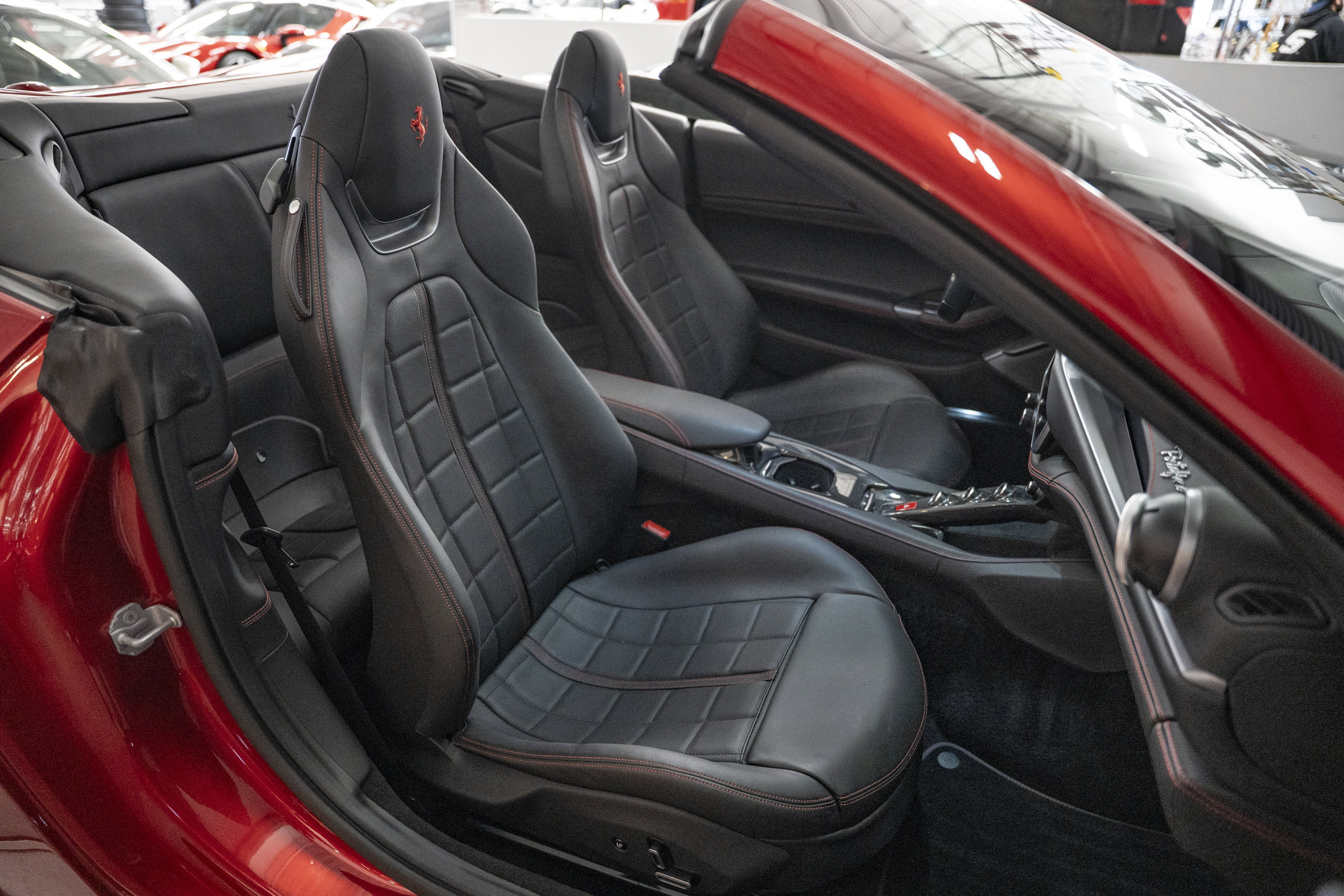 Certified 2023 Ferrari Portofino M image 34